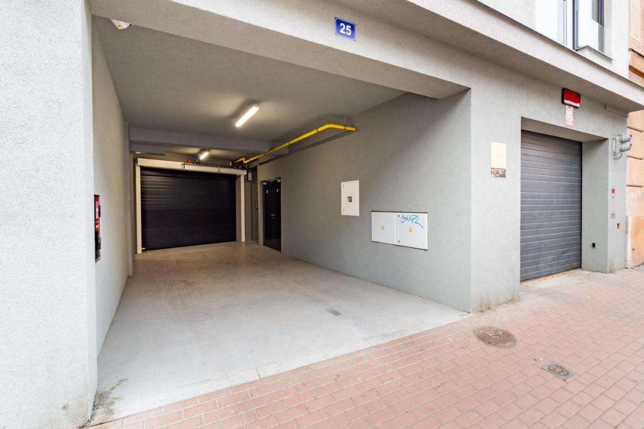 Brand New Two Room Apartment #64 In Elite Rezidence With Free Secure Parking Prague Exterior photo
