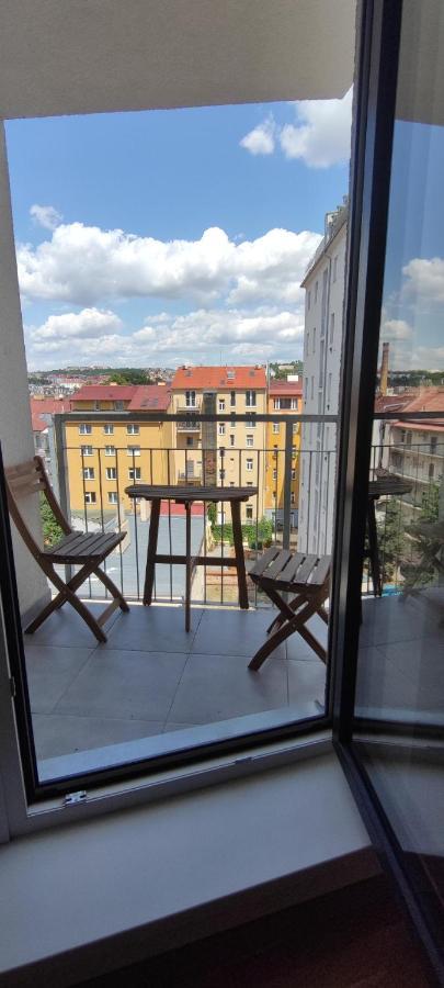 Brand New Two Room Apartment #64 In Elite Rezidence With Free Secure Parking Prague Exterior photo
